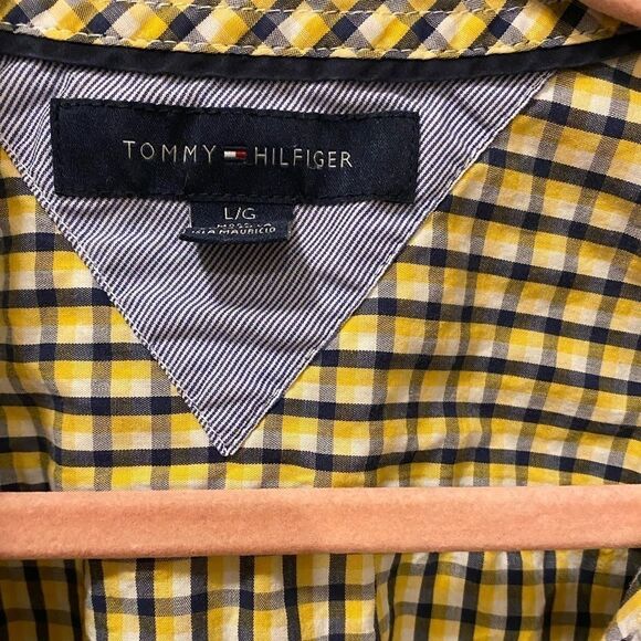 🌷 Tommy Hillfiger🌷Yellow & Navy Blue Plaid Button Down Shirt   - Picture 1 of 7
